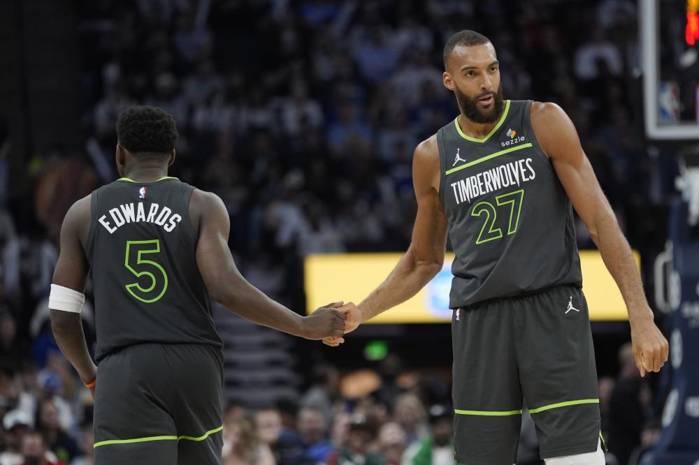 季前赛的重 季前赛的重